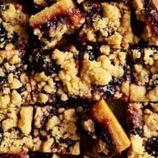 Baked mulled wine bars sliced into small squares.